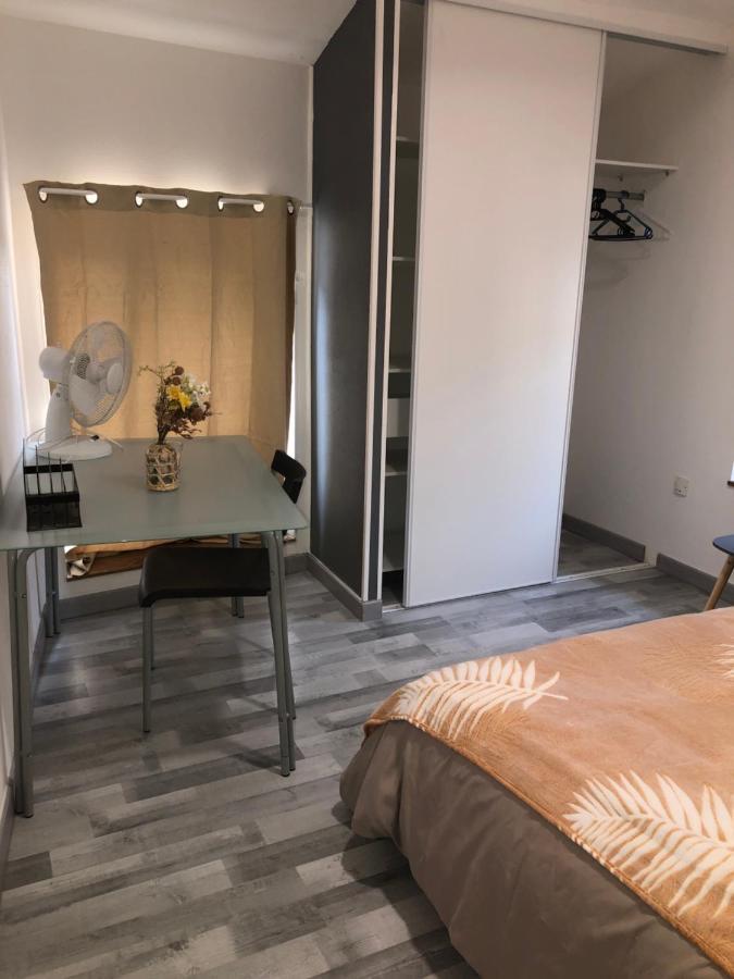 Gite Zen Pres Thermes De Jonzac Bois Екстер'єр фото